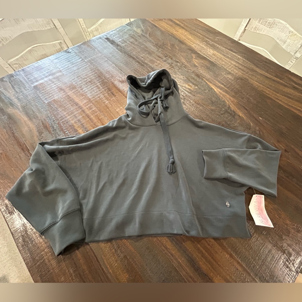 Gray Cropped Hoodie